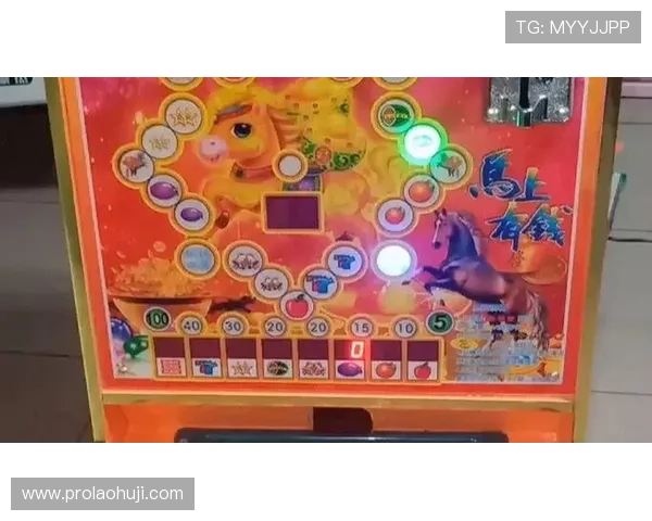 多款经典777水果机游戏小程序推荐，满足不同玩家的水果老虎机需求